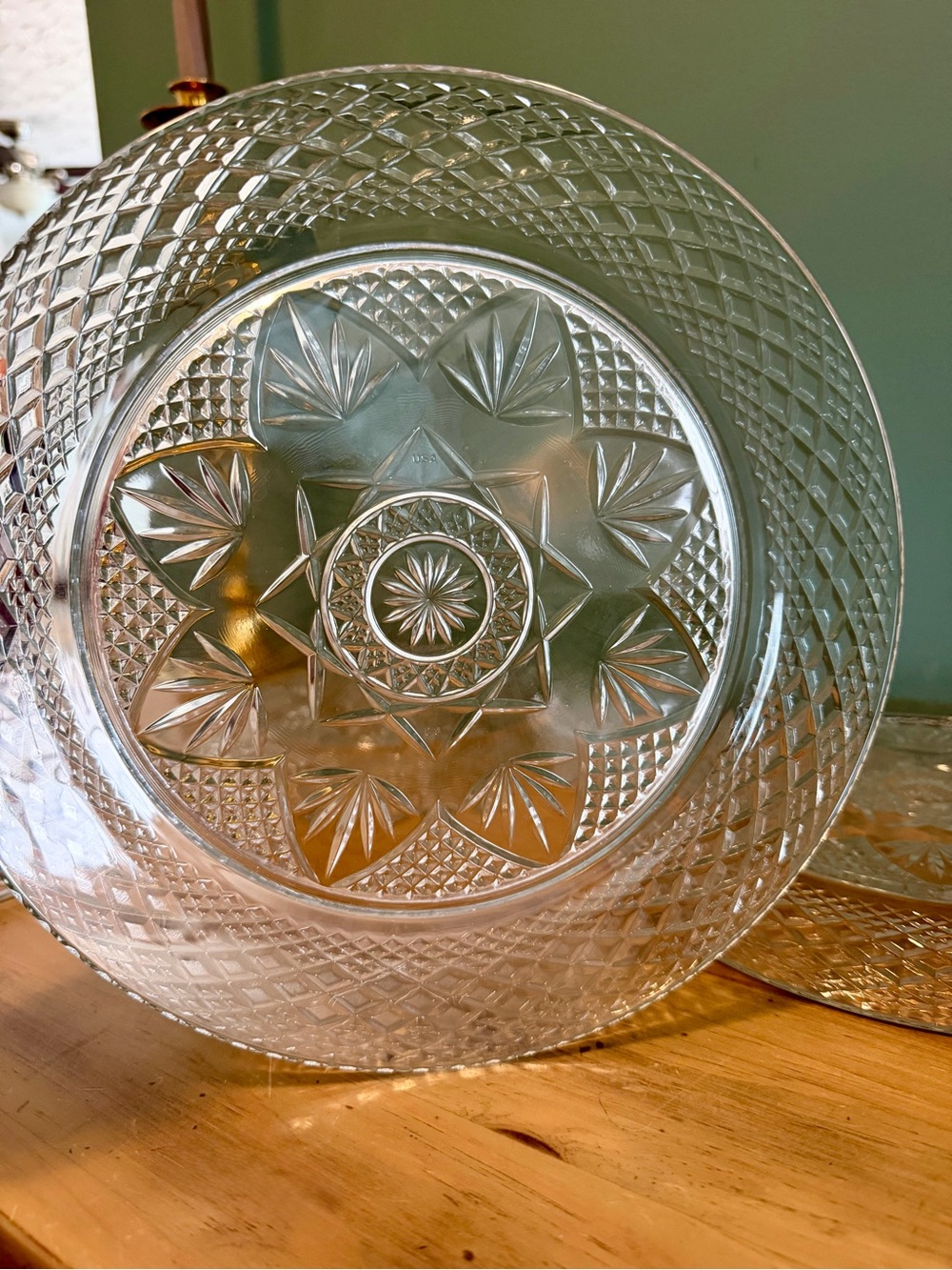 Set 8 Cristal D’Arques Clear Cut Glass Dinner Plates 10” Vintage